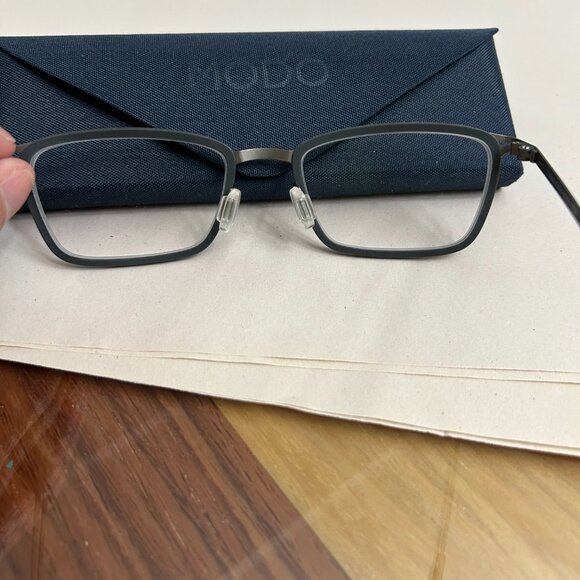 NWOT Modo Eyewear - Picture 3 of 3